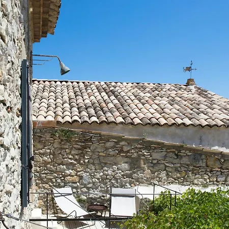 Artist's Near Uzes In Provence Prázdninový dům *