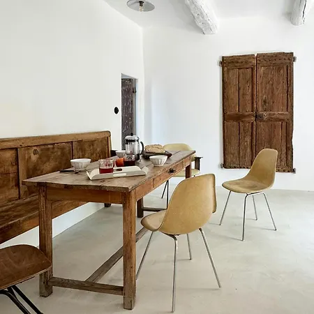 Artist's Near Uzes In Provence Prázdninový dům Belvézet