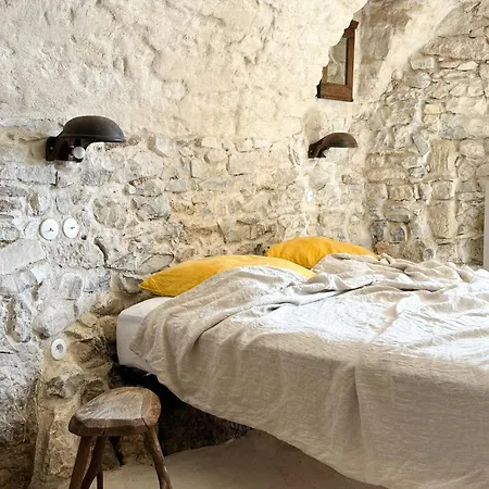 Artist's Near Uzes In Provence