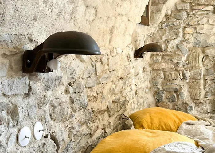 Artist's Near Uzes In Provence *